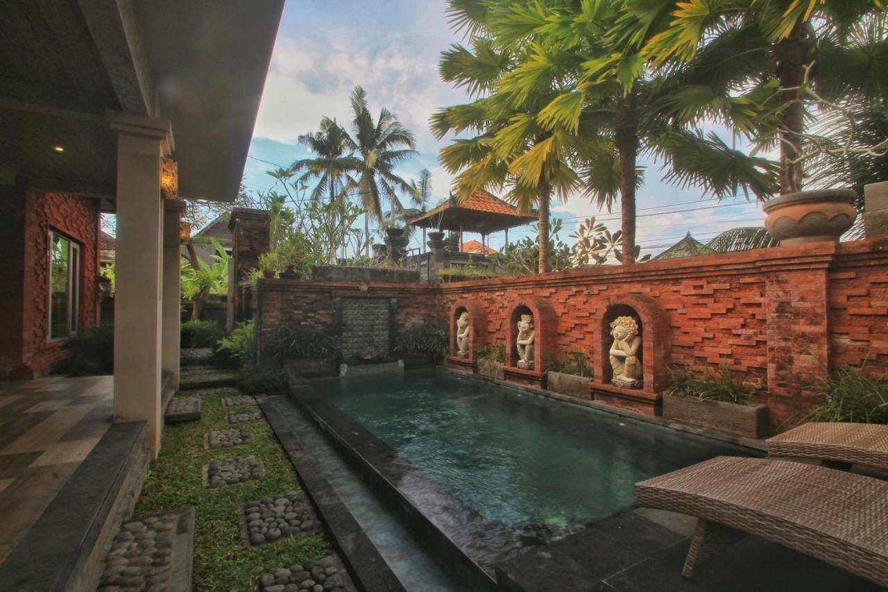 The Suci Sari Ubud Villa Exterior photo