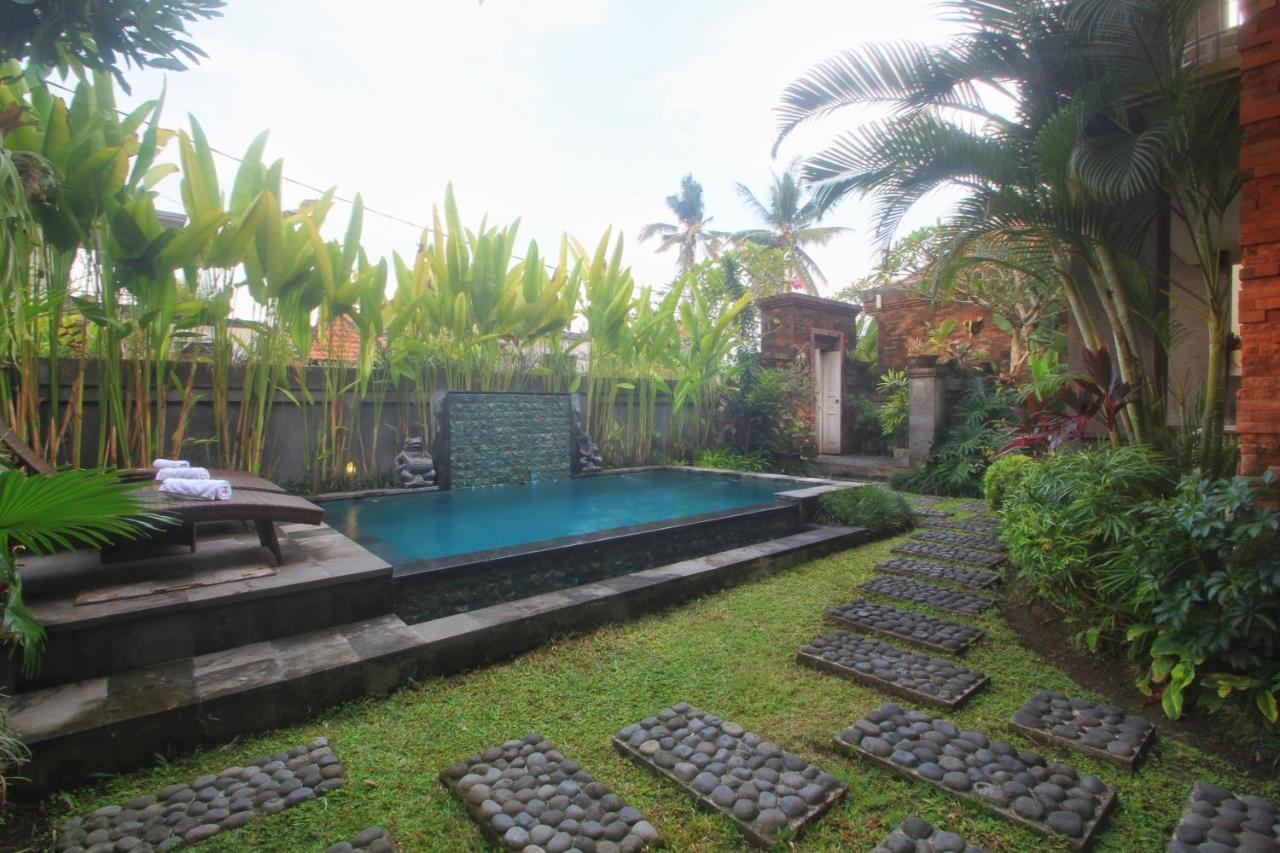 The Suci Sari Ubud Villa Exterior photo