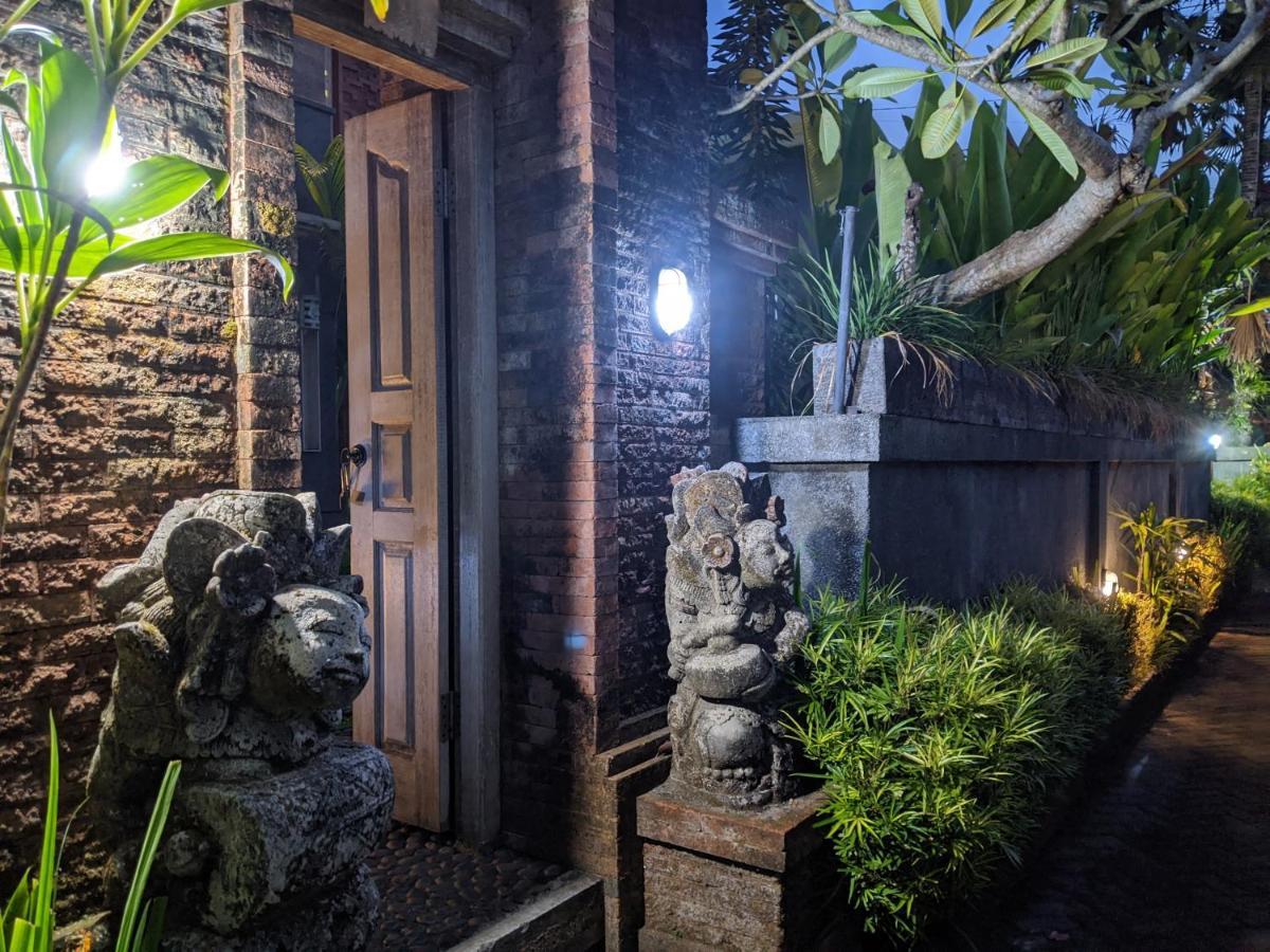 The Suci Sari Ubud Exterior photo