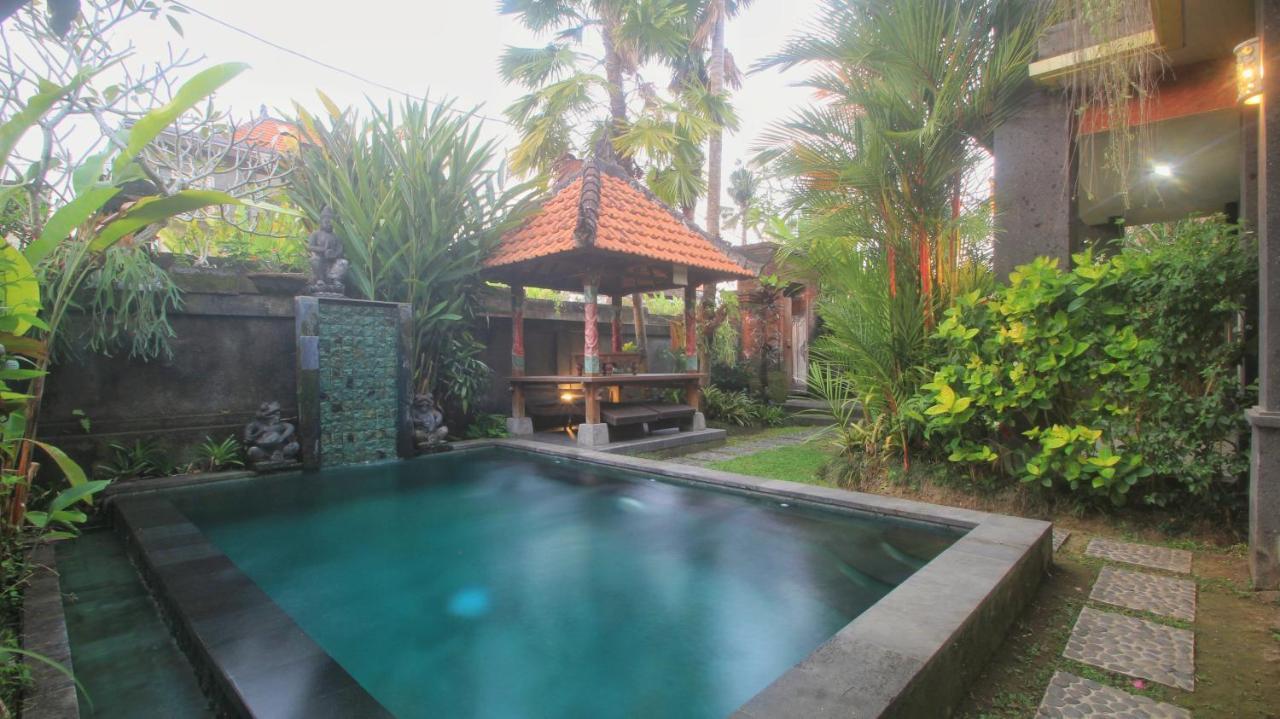 The Suci Sari Ubud Villa Exterior photo